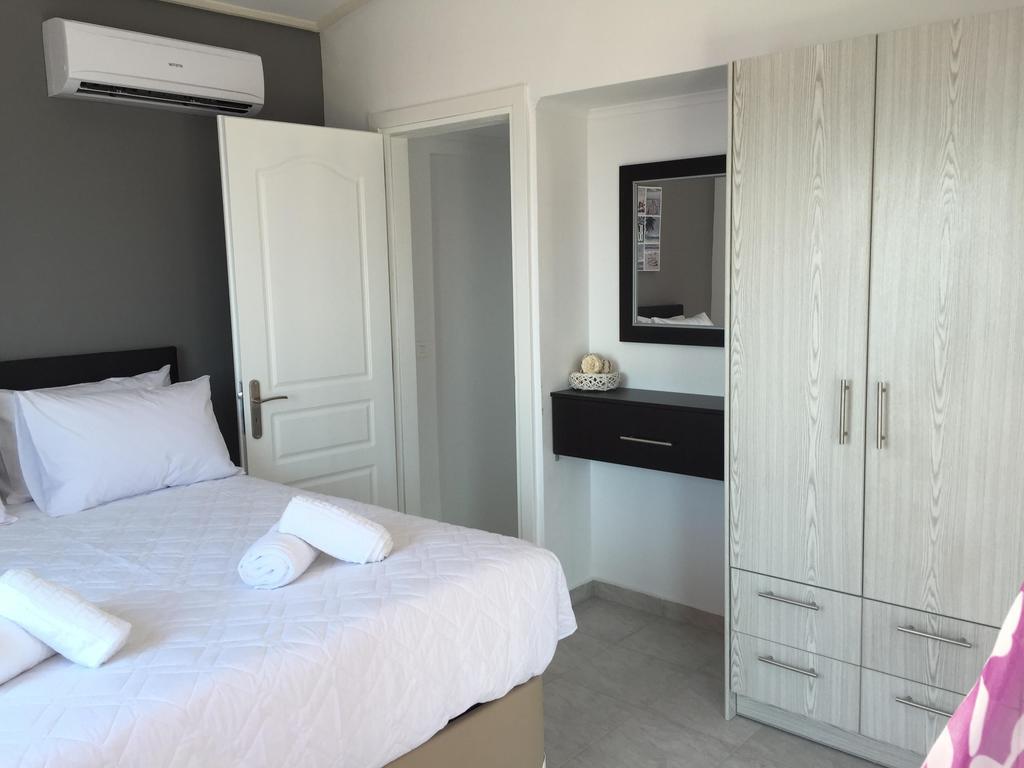 Mountain & Sea Apartment Каламата Екстериор снимка
