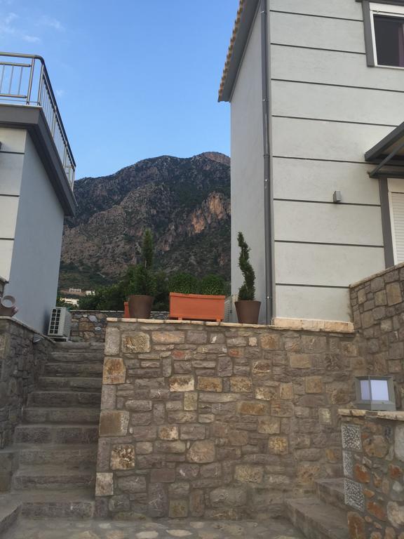 Mountain & Sea Apartment Каламата Екстериор снимка