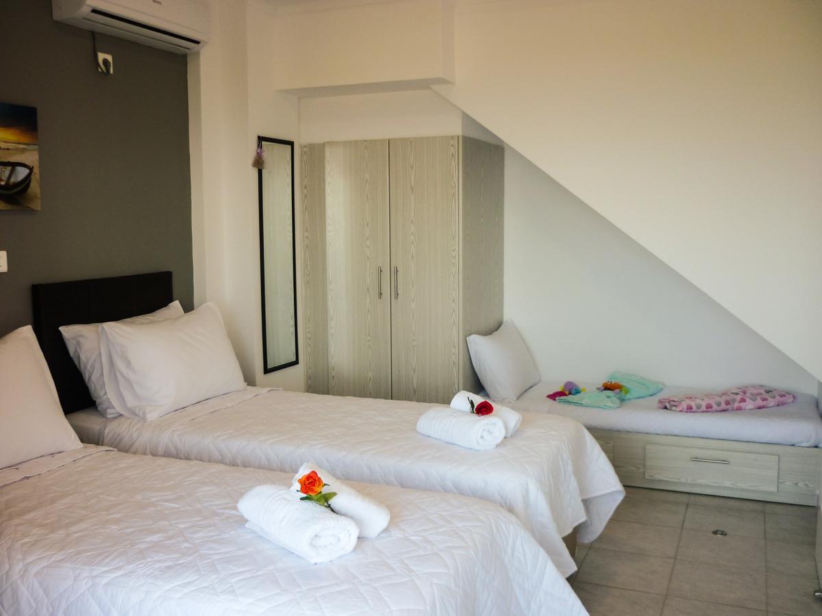 Mountain & Sea Apartment Каламата Екстериор снимка